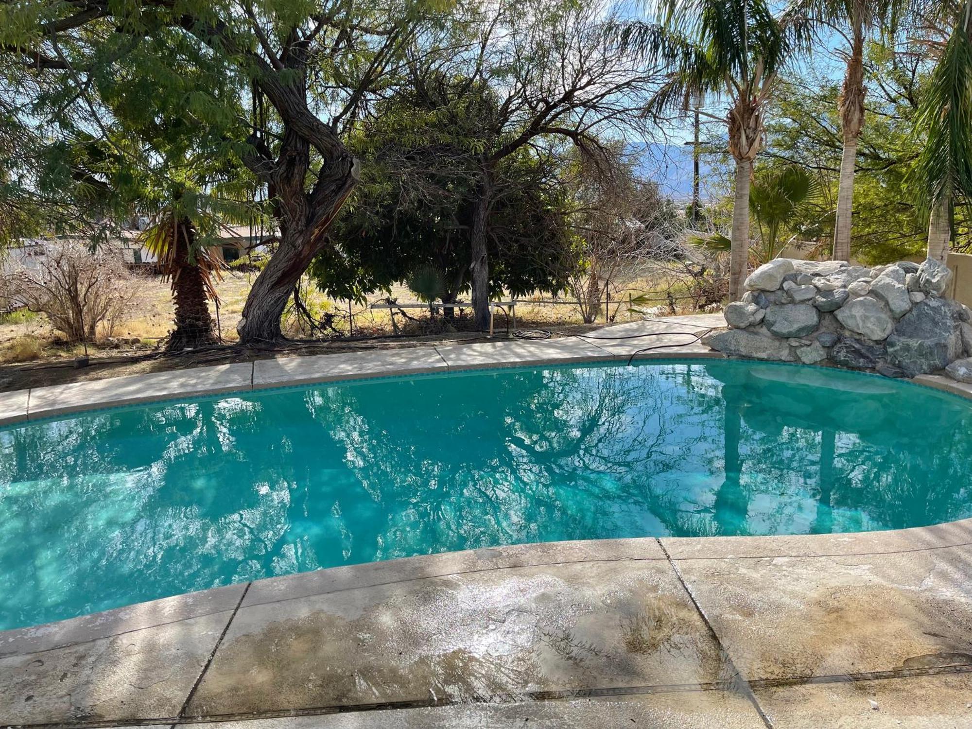 Resort Miracle Springs And Desert Hot Springs